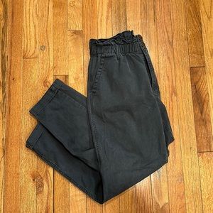 Black universal thread’s paper bag pants